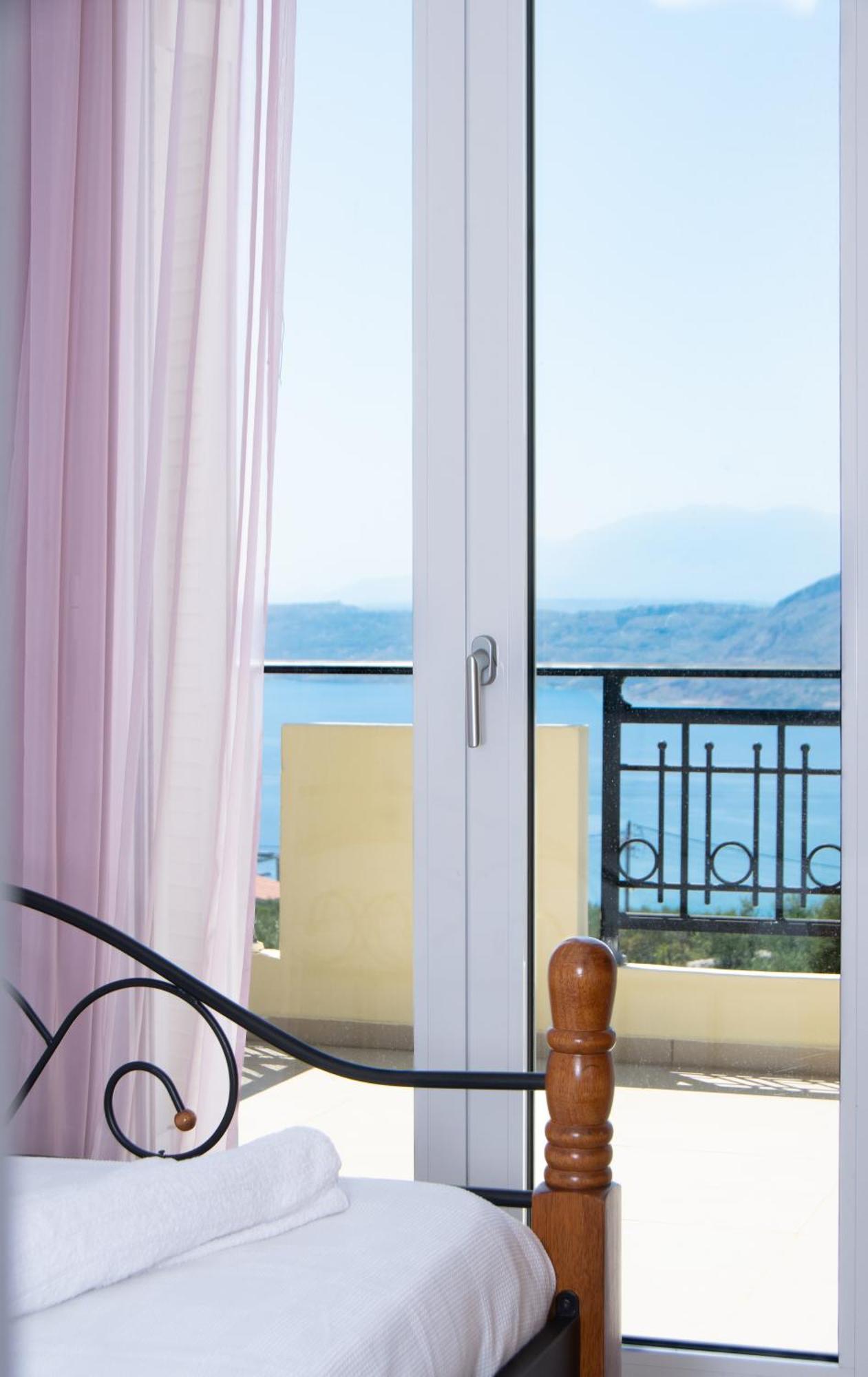 Souda Bay View With Private Pool Near Chania City Kültér fotó